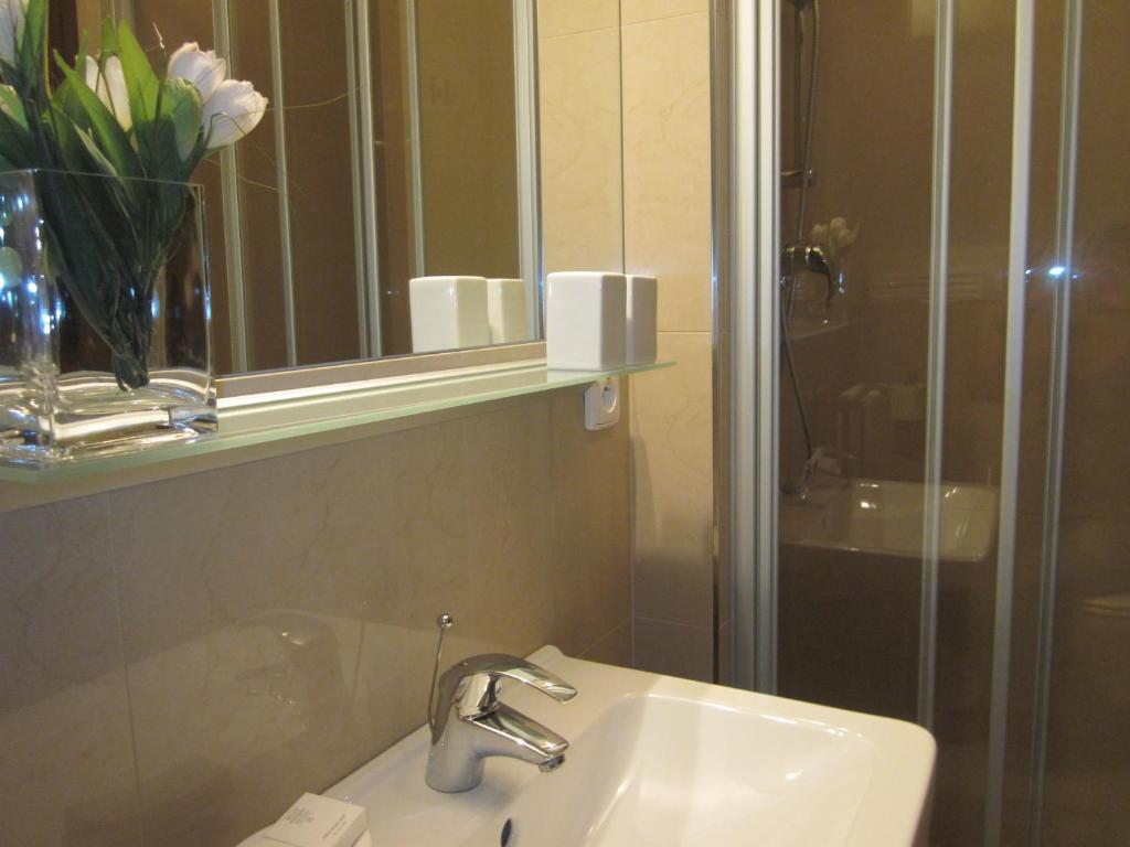 Penzion Luxor Trnava Habitación foto