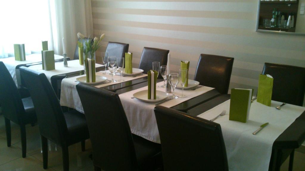 Penzion Luxor Trnava Habitación foto